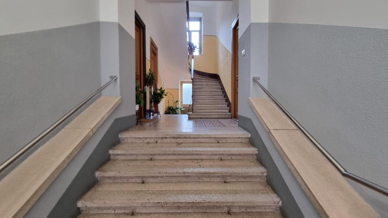 Light Blue Apartment Триест Екстериор снимка